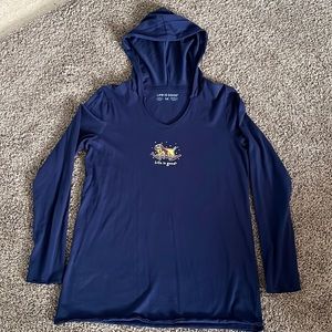 Women’s Life Is Good Shirt Size Medium